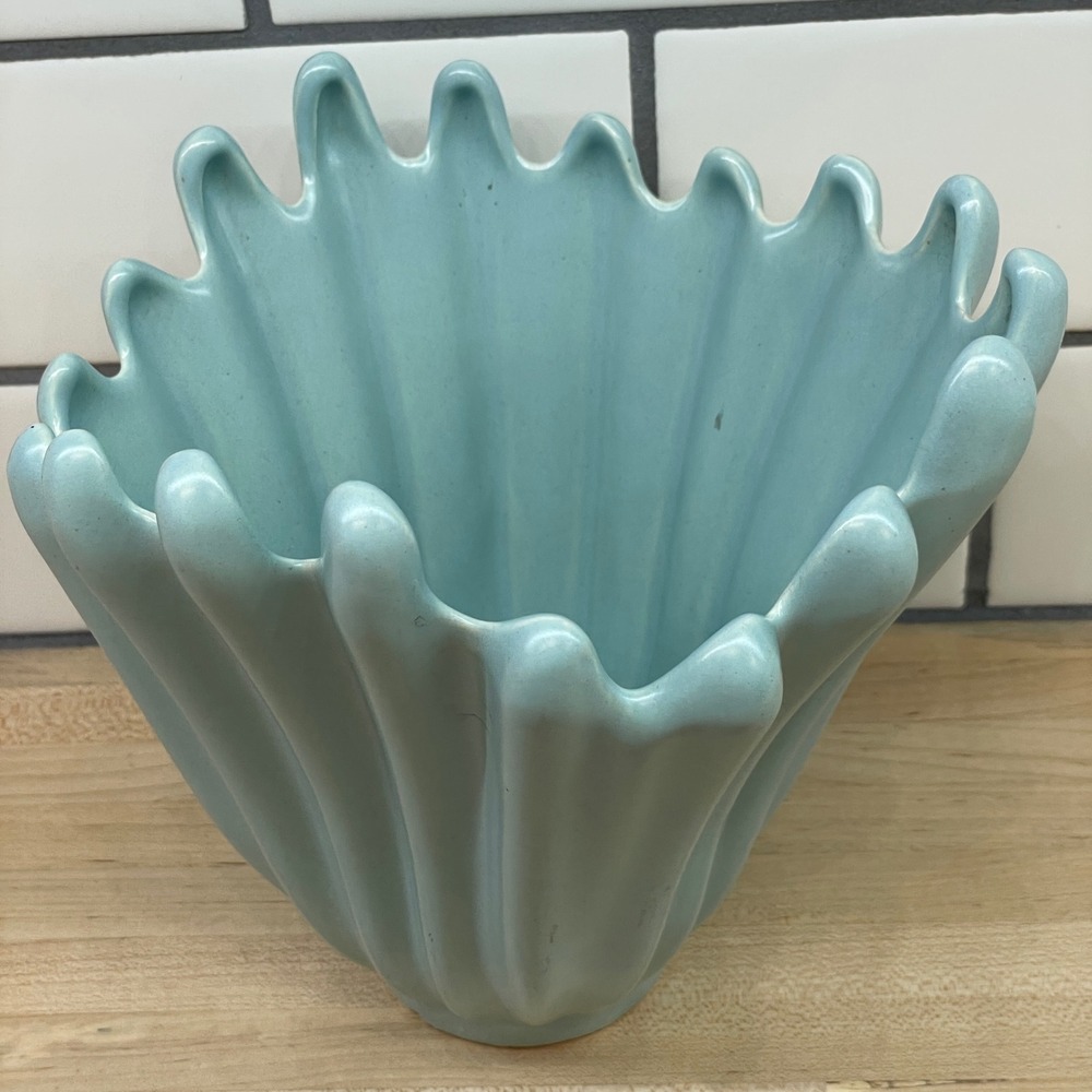 Vintage Mid Century Modern Light‎ Blue Splash Handkerchief Fluted Ceramic Vase - Picture 7 of 16